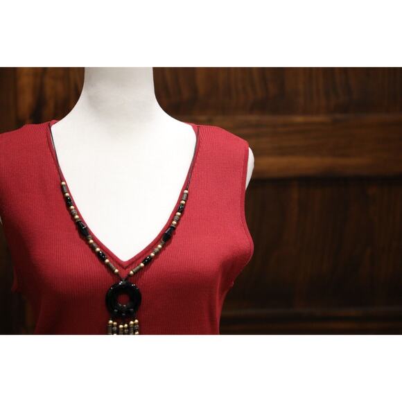 Ruby Rd Shirt Women Large Red Maroon‎ Sleeveless Ribbed Tank With Necklace Boho - Picture 4 of 13